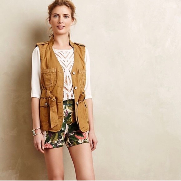 Anthropologie Ranunculus floral shorts - Picture 3 of 10